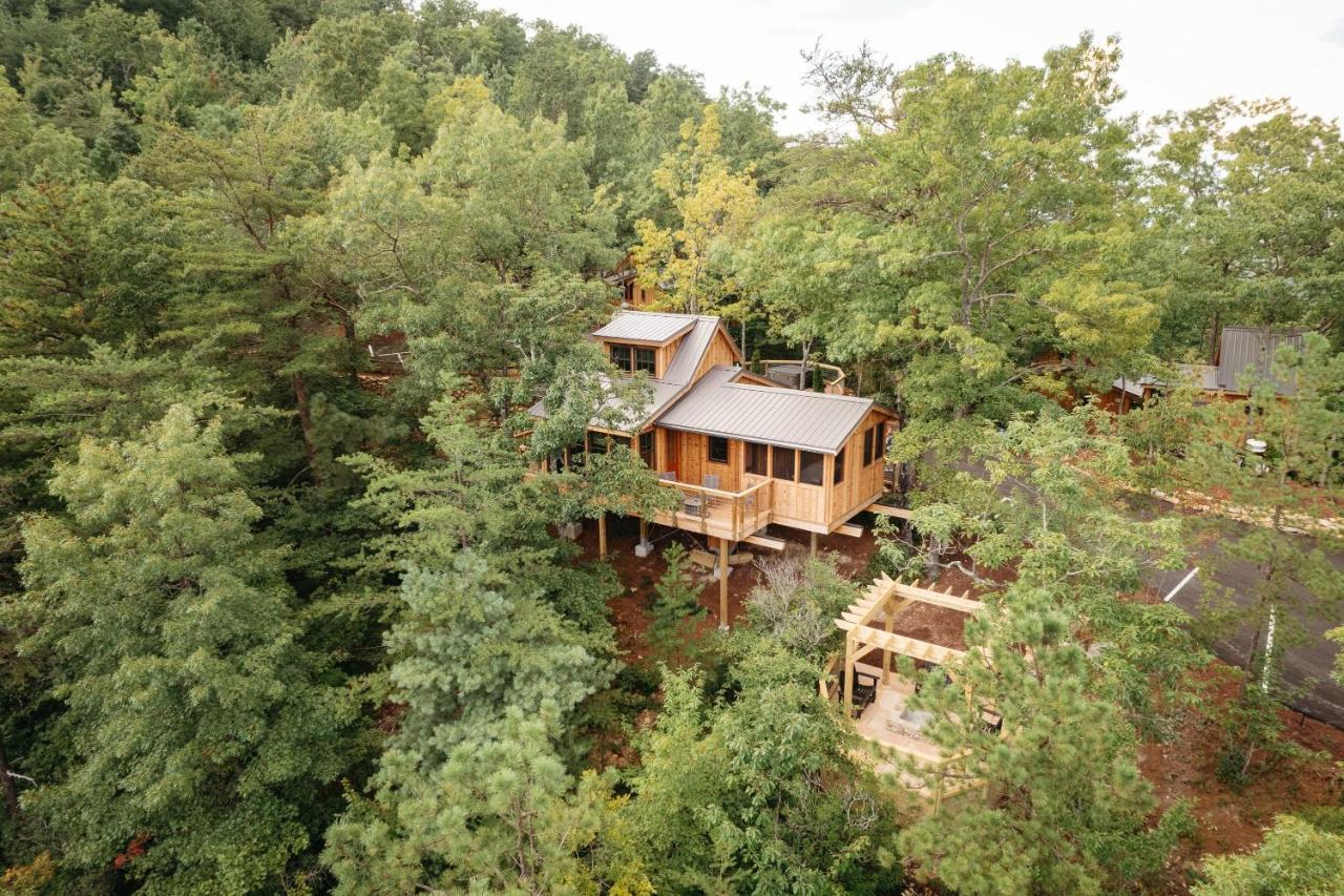 The Blackjack Oak In Treehouse Grove At Norton Creek Gatlinburg Bagian luar foto